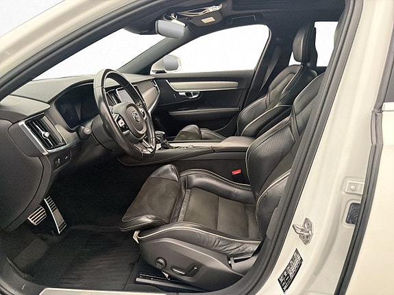 Volvo S90 12 of 30