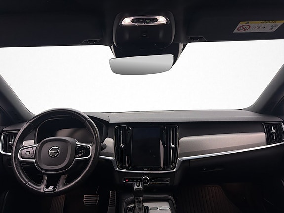 Volvo S90 27 of 30