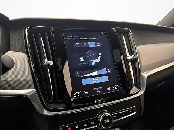 Volvo S90 21 of 30