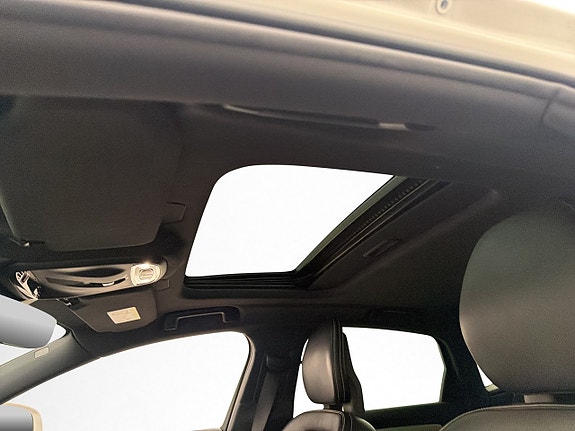 Volvo S90 13 of 30