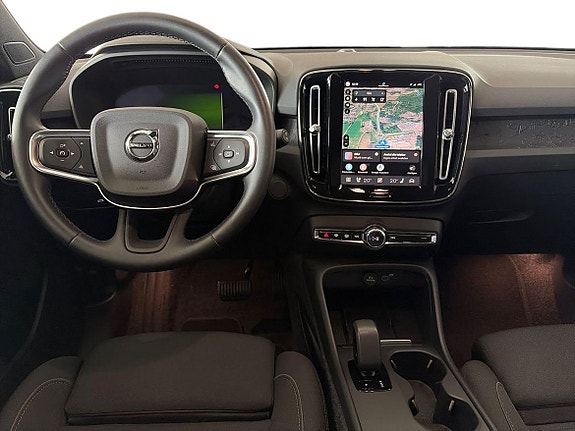 Volvo EX40 12 of 19