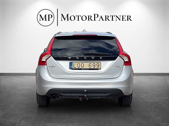 Volvo V60 6 of 16