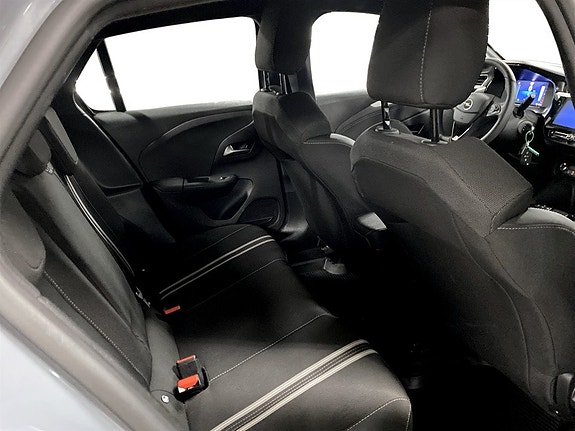 Opel Corsa 15 of 18