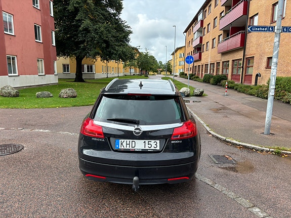 Opel Insignia 4 of 9
