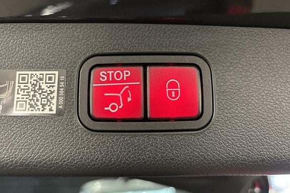 Mercedes-Benz E53 17 of 25