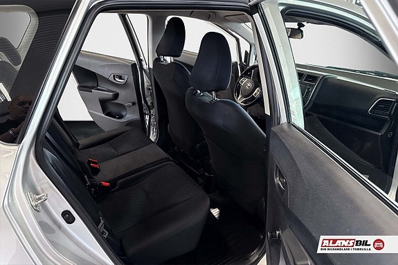 Toyota Verso-S 9 of 10