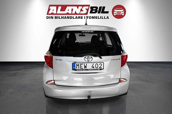 Toyota Verso-S 4 of 10