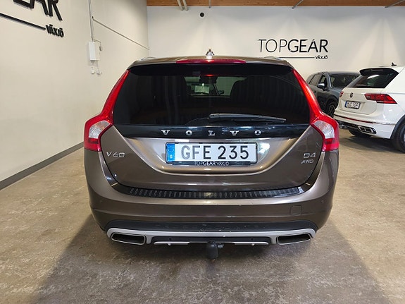 Volvo V60 Cross Country 5 of 22