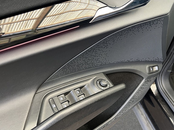 Skoda Enyaq 9 of 24