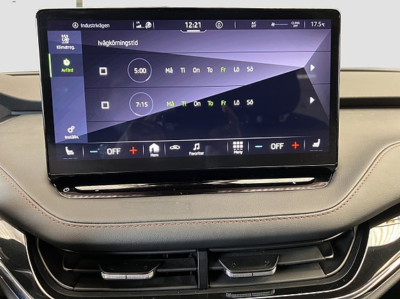 Skoda Enyaq 18 of 24
