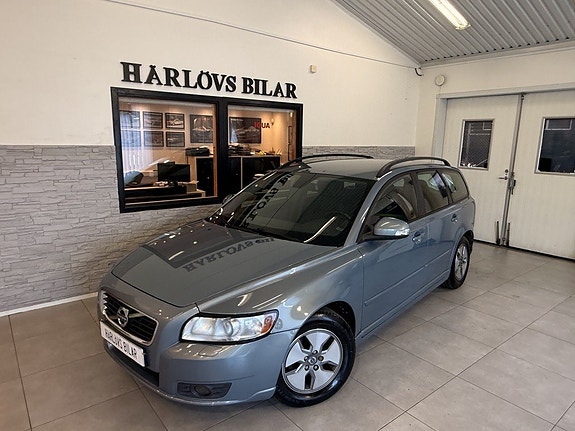 Volvo V50 9 of 16