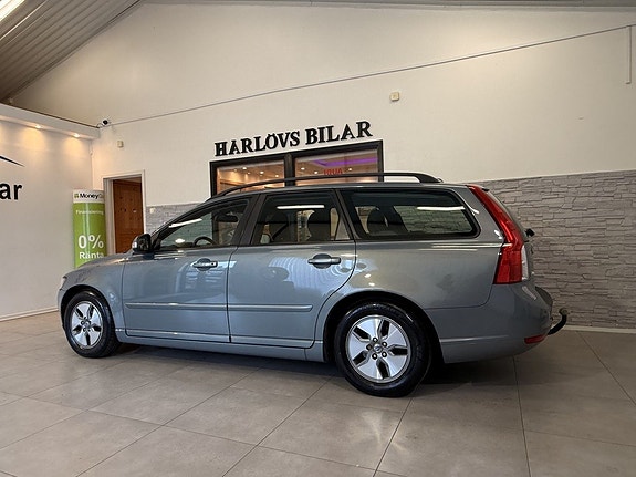 Volvo V50 5 of 16