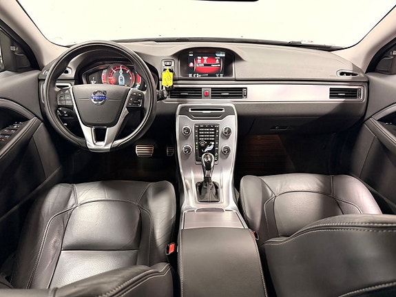 Volvo XC70 15 of 30