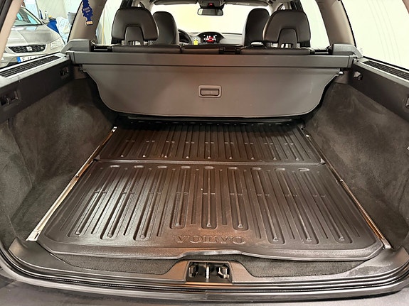 Volvo XC70 28 of 30