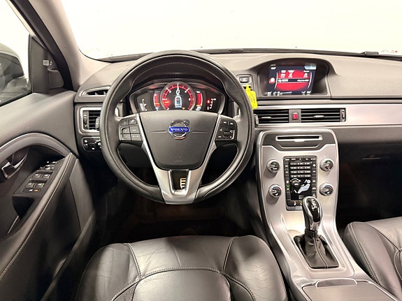Volvo XC70 16 of 30