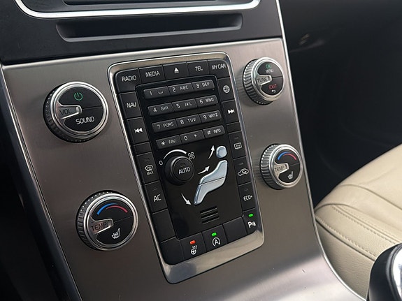 Volvo V60 19 of 30