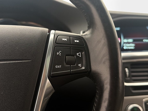 Volvo V60 14 of 30