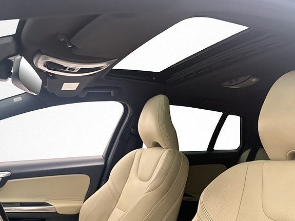 Volvo V60 10 of 30