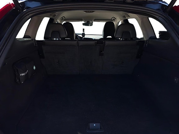 Volvo XC60 11 of 25