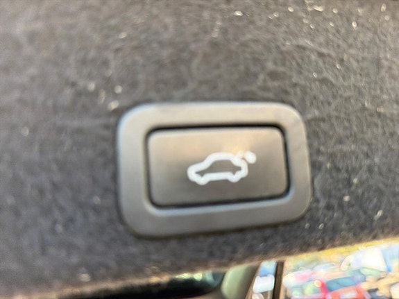 Volvo XC60 20 of 25