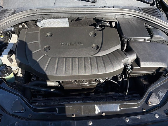 Volvo XC60 19 of 25
