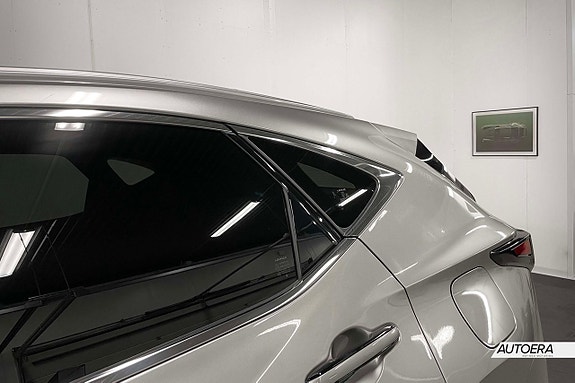 Lexus NX450h+ 11 of 27