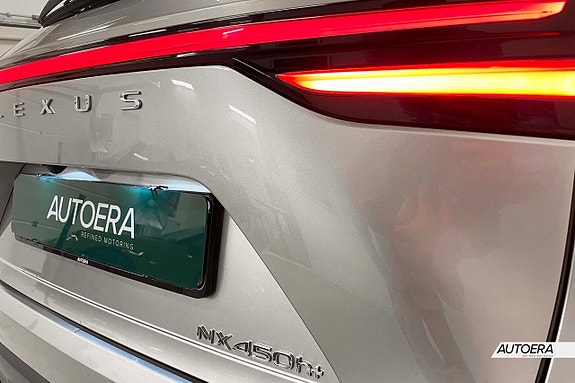 Lexus NX450h+ 10 of 27