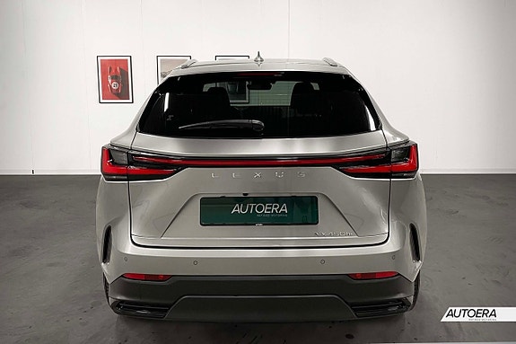 Lexus NX450h+ 7 of 27