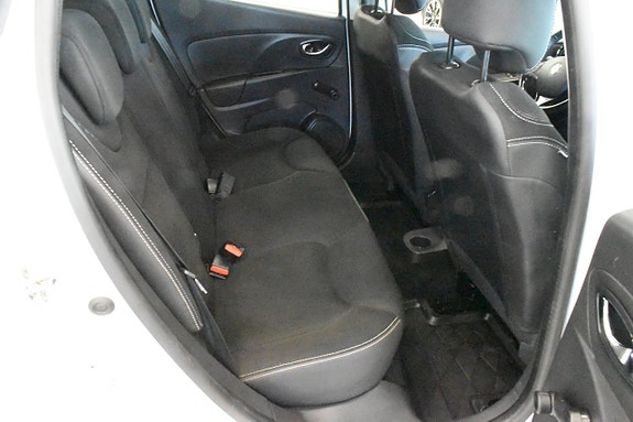 Renault Clio 9 of 18