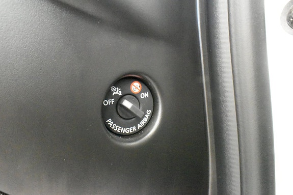 Renault Clio 8 of 18