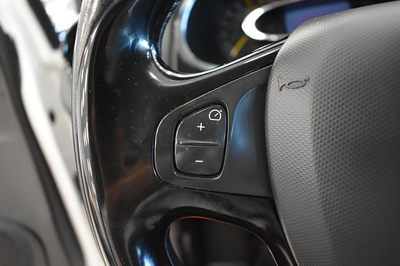 Renault Clio 13 of 18