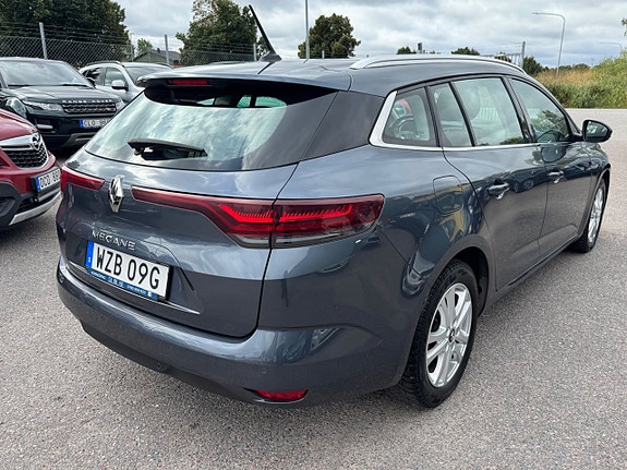 Renault Megane 29 of 30