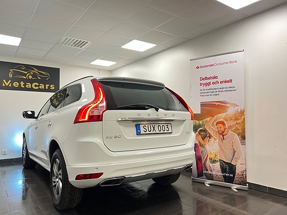 Volvo XC60 5 of 24