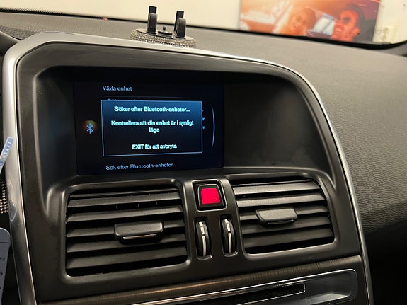 Volvo XC60 15 of 24