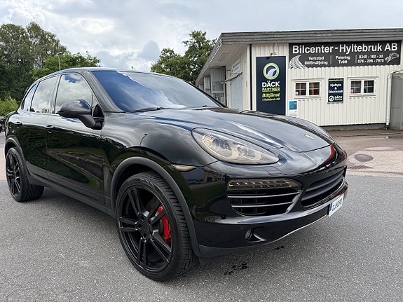 Porsche Cayenne 6 of 11