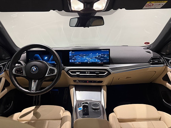 BMW i4 13 of 19