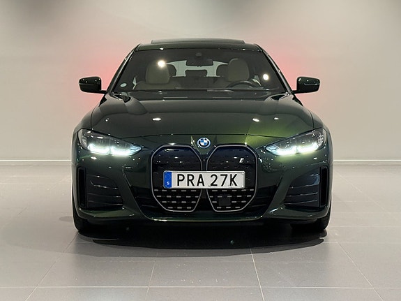 BMW i4 2 of 19