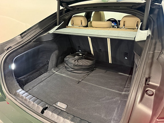 BMW i4 6 of 19