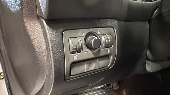 Subaru Legacy 10 of 20