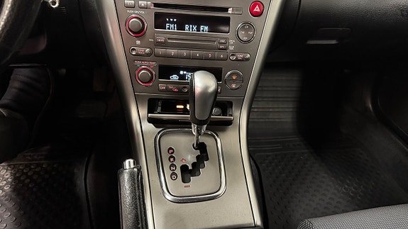 Subaru Legacy 15 of 20