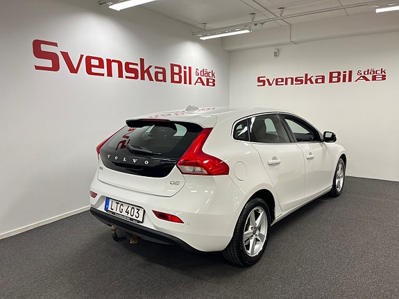 Volvo V40 9 of 22