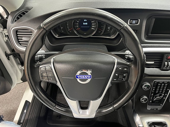 Volvo V40 14 of 22