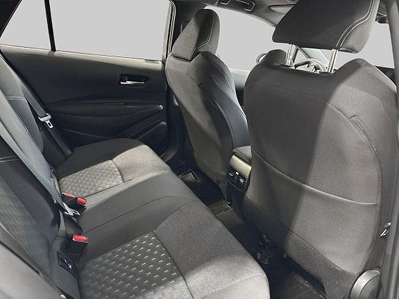 Toyota Corolla 11 of 19