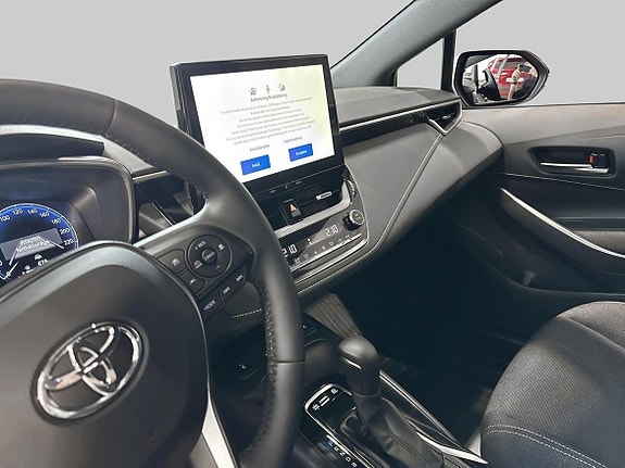 Toyota Corolla 14 of 19
