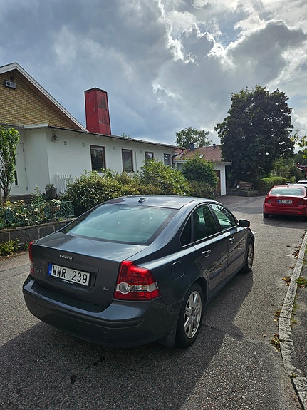 Volvo S40 3 of 12