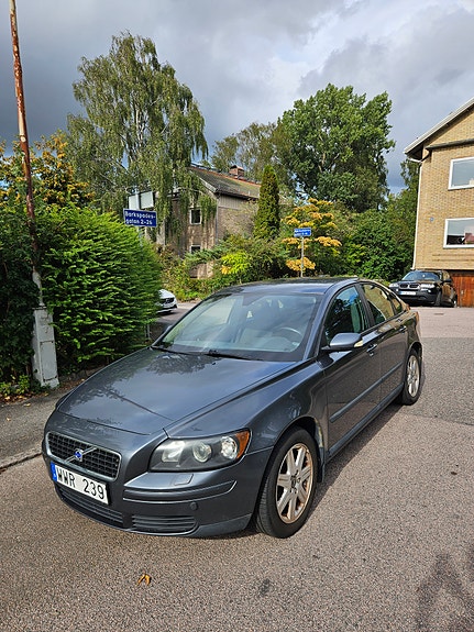Volvo S40 4 of 12