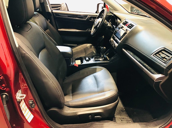 Subaru Outback 5 of 9