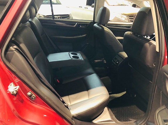 Subaru Outback 6 of 9