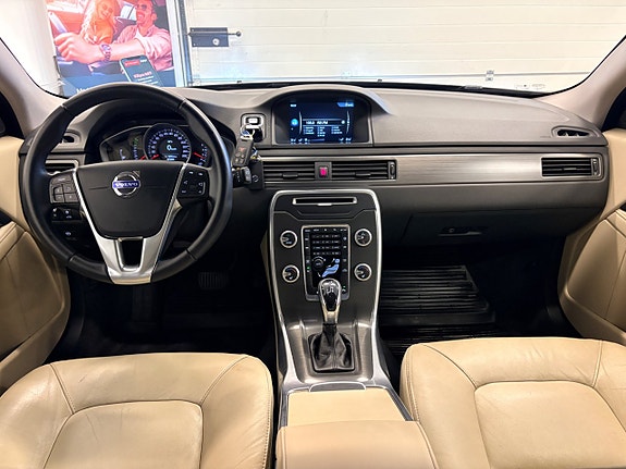 Volvo V70 23 of 30