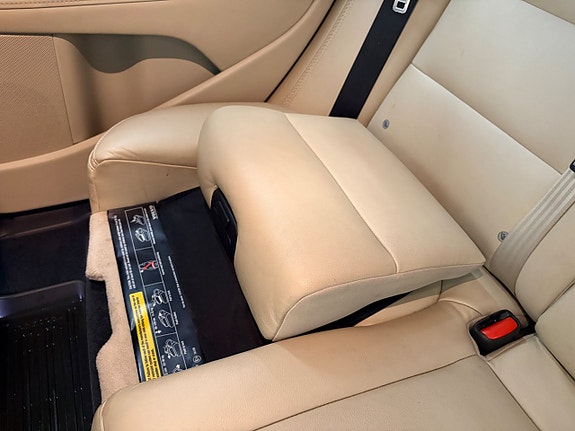 Volvo V70 22 of 30